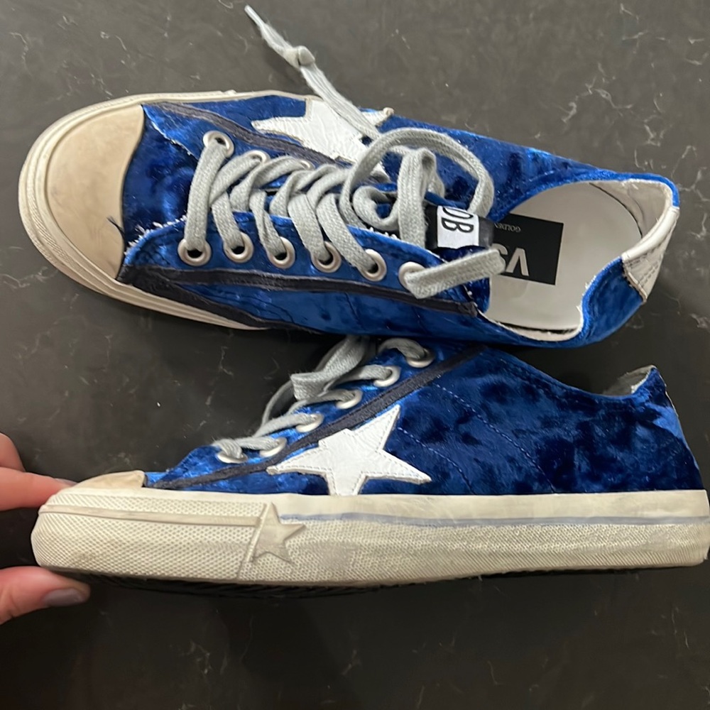 Golden goose vstar 2 sneakers in blue velvet